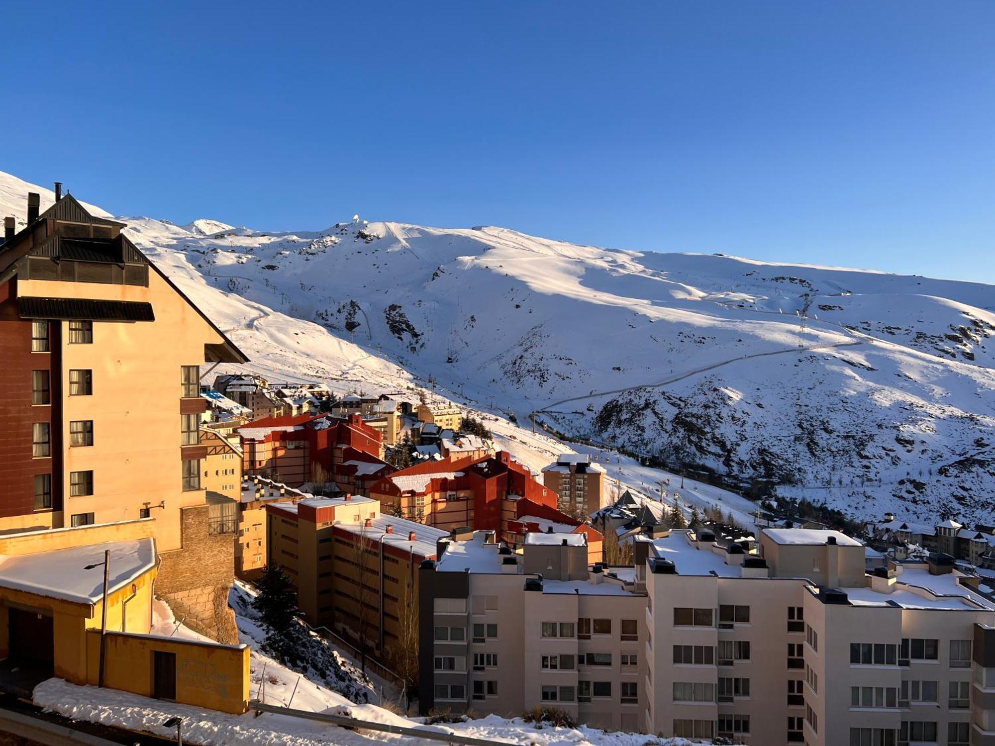 Sierra Nevada Apartamento, Ideal Para Grupos, Aparcamiento En La Puerta Y Con Impresionantes Vistas Exterior foto